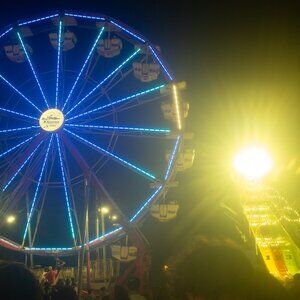 Meet your Posher, Devin